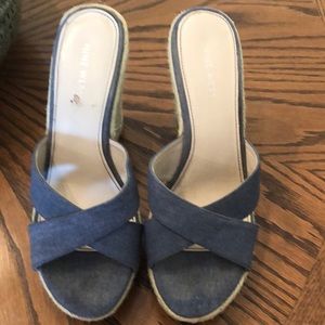 Nine West wedge size 8